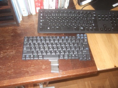 動作不良のキーボード
